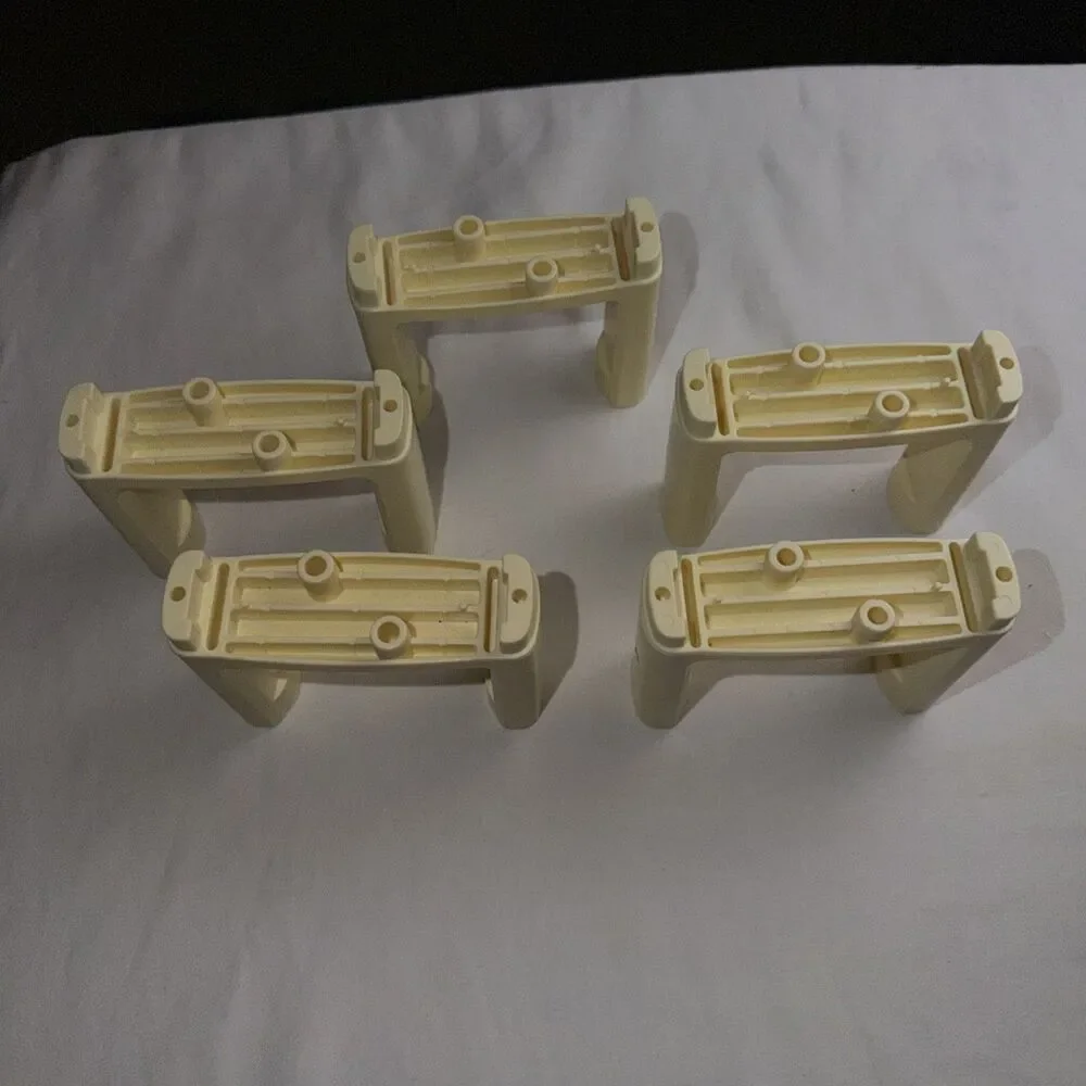 Tomy Thomas Train 2006 Track Replacement Pieces 5pc Cream Risers 9T446P01B VTG